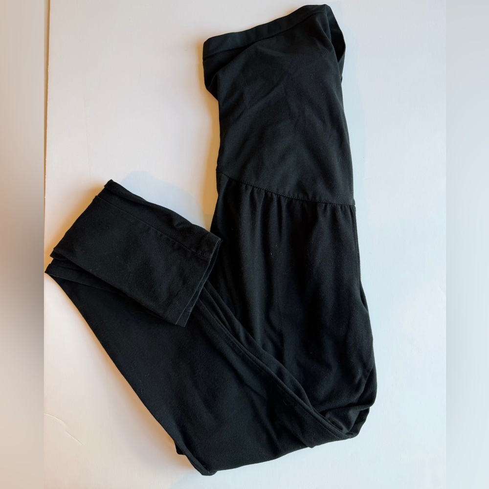 Liz Lange Black Maternity Leggings Soft and Stretchy Tapered Leg